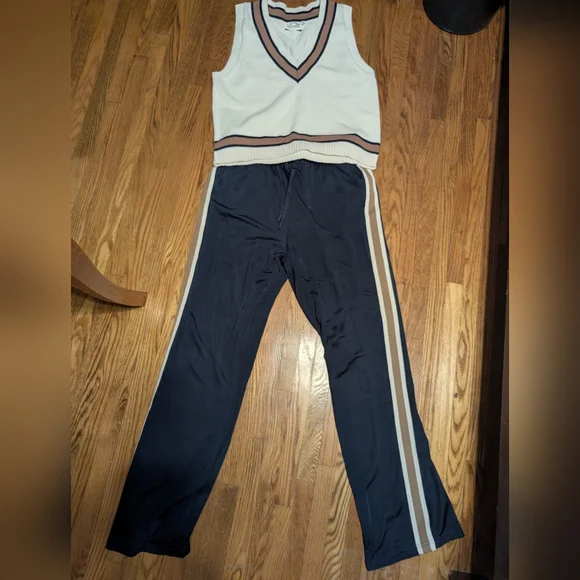 Reiss Women's Navy Track Pants with Stripes And Cotton Vest Medium - Picture 2 of 10